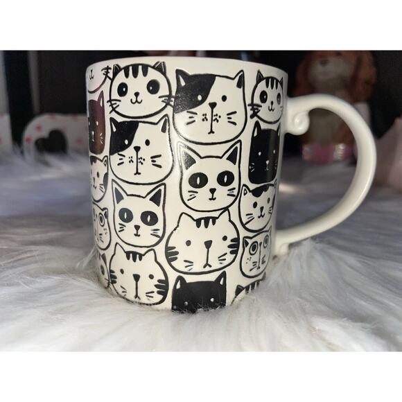 SPECTRUM Kitty Cat Friends Embossed 21oz Mug Cream PINK Hand Painted Cat Faces - Picture 1 of 9